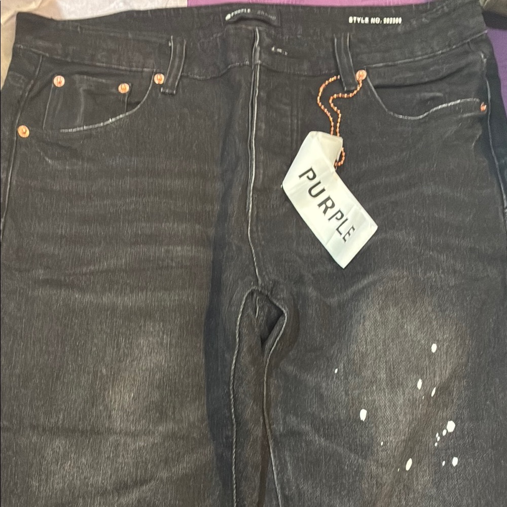 Black Skinny Jeans with Sleek Fit